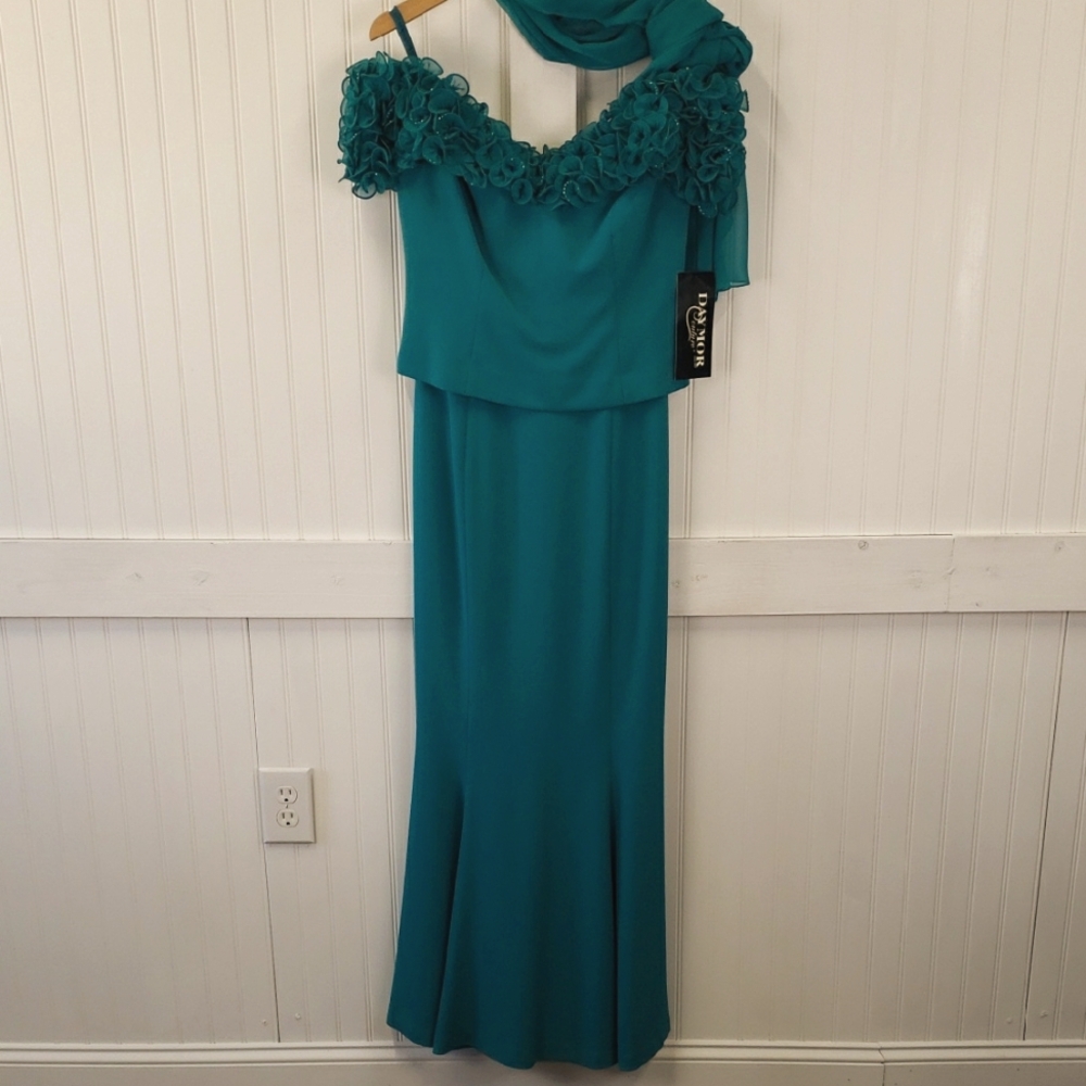 Alexander By Daymor NWT Green Embellished Ruffle Ball Gown Maxi Dress Sz 6 #2003